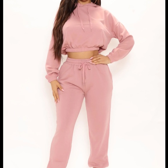 Bozzolo Pants - Fashion Nova Crop top sweatsuit